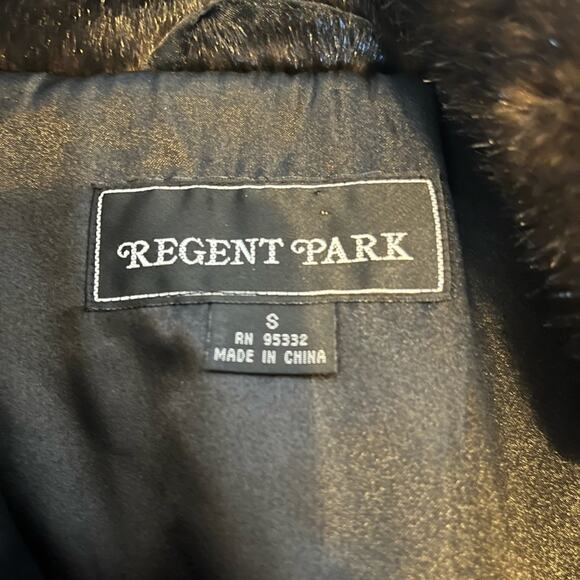 Regent  Park faux fur with bling zipper Size Small - Picture 4 of 5